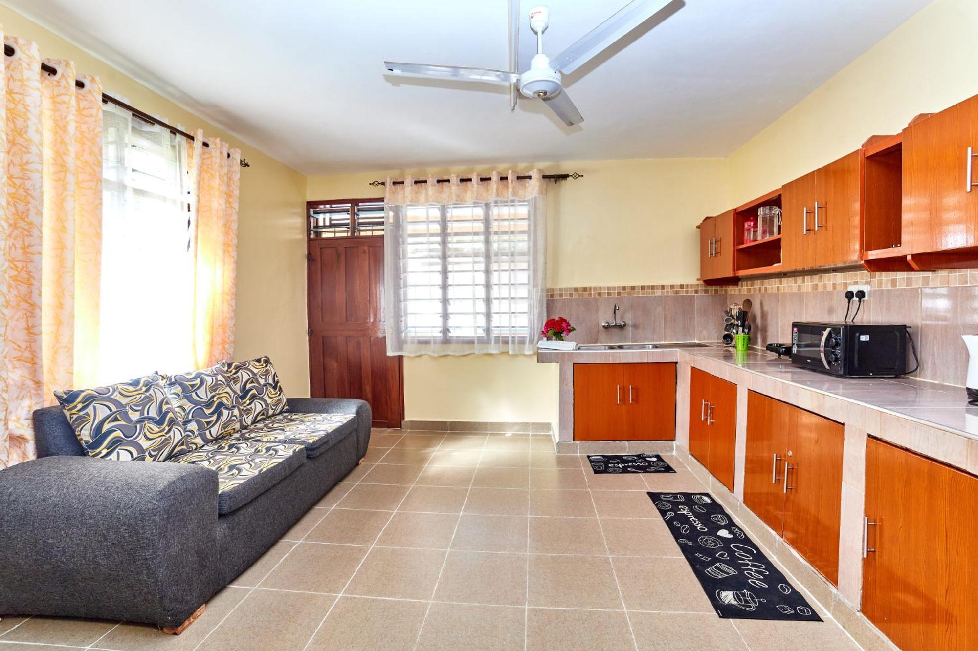 Diani Beach Gold Apartments Экстерьер фото