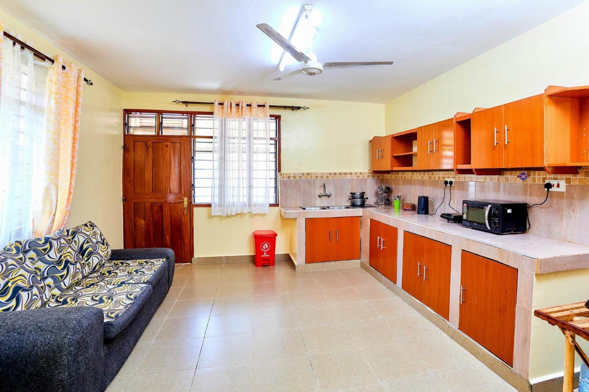 Diani Beach Gold Apartments Экстерьер фото