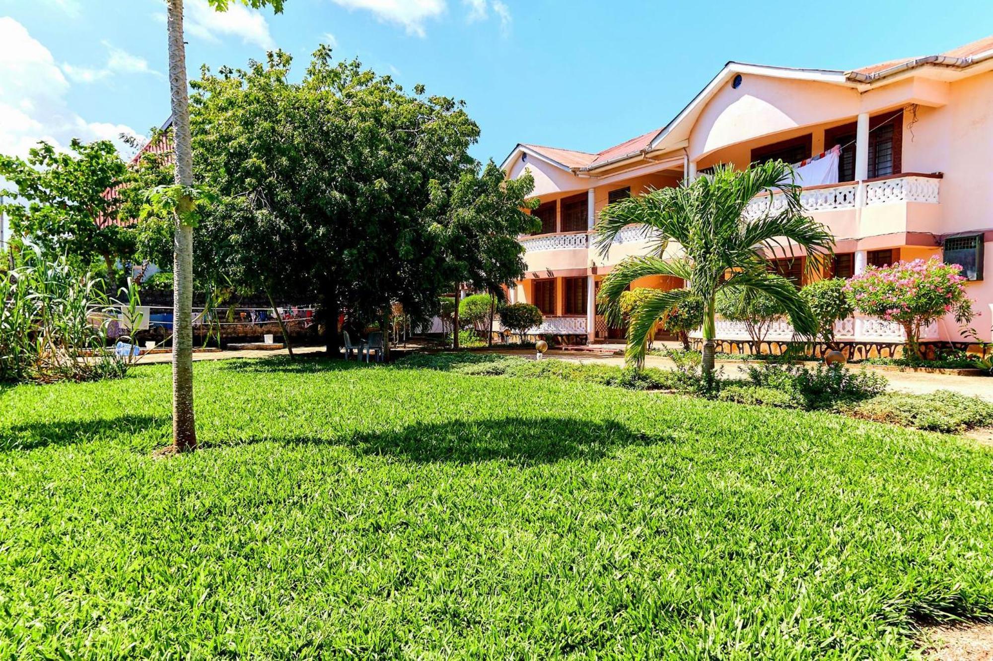 Diani Beach Gold Apartments Экстерьер фото